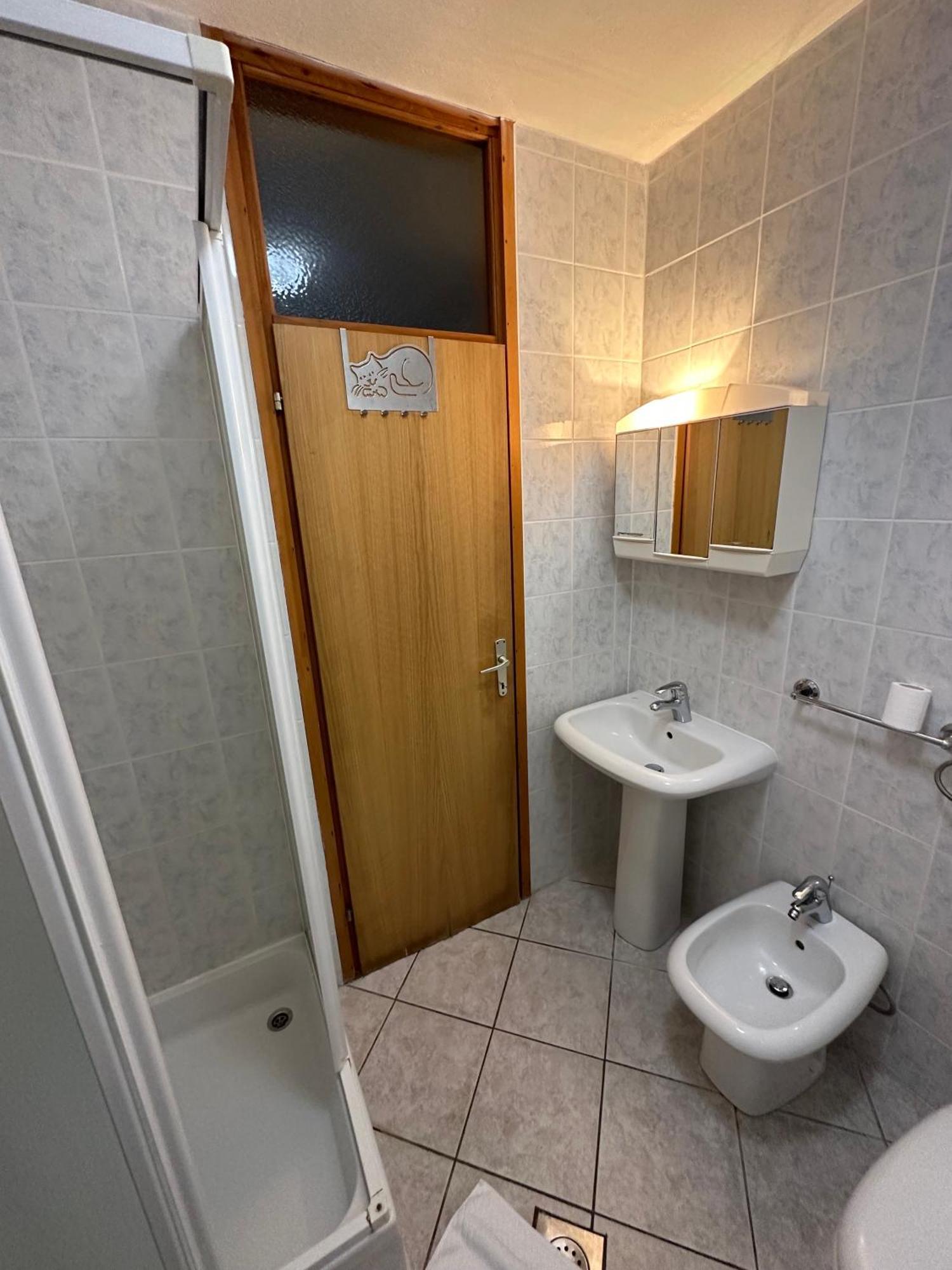 Apartmani Ana Malinska Kültér fotó