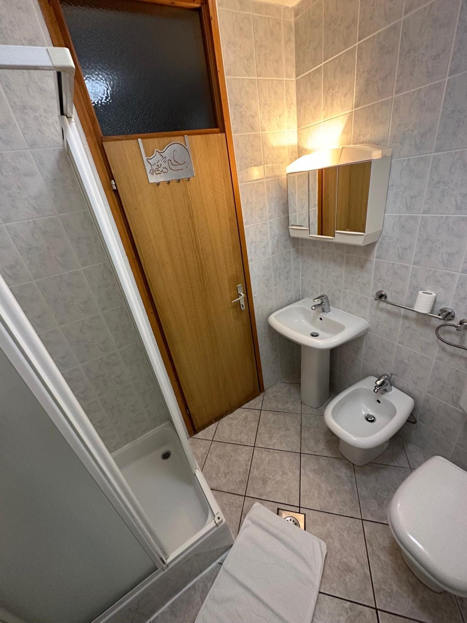 Apartmani Ana Malinska Kültér fotó
