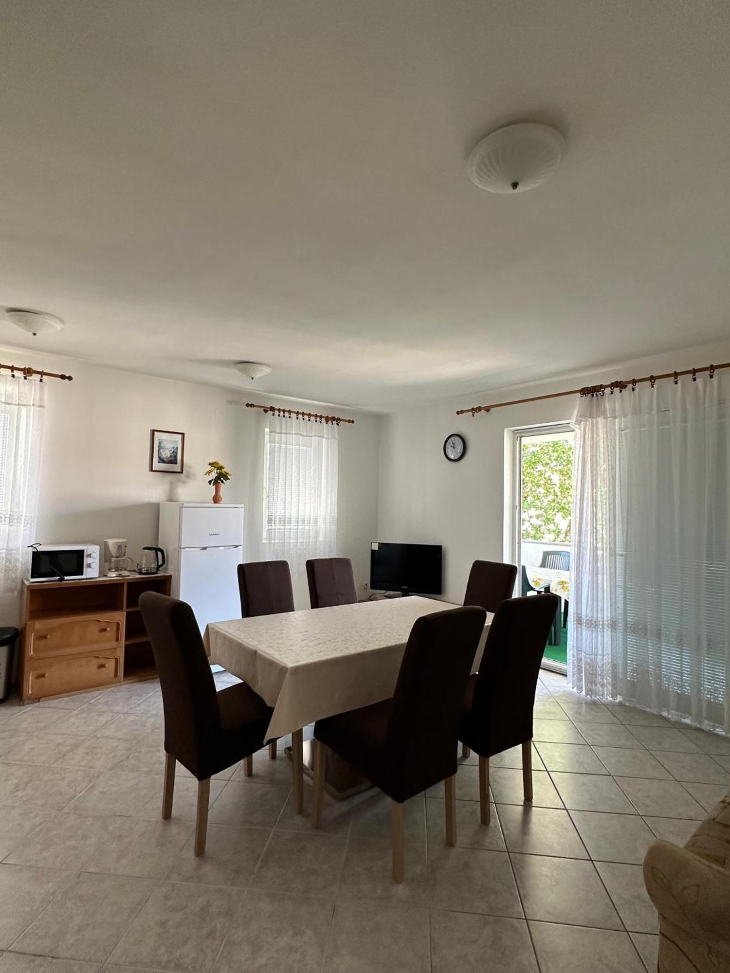 Apartmani Ana Malinska Kültér fotó