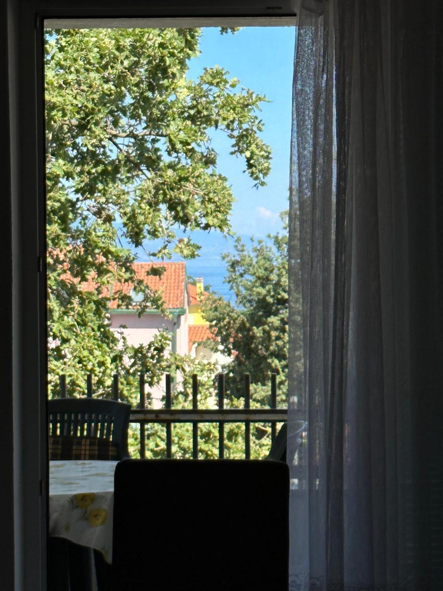 Apartmani Ana Malinska Kültér fotó